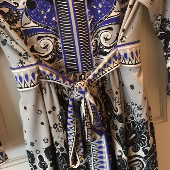 ECI Dress. - Picture 4 of 9